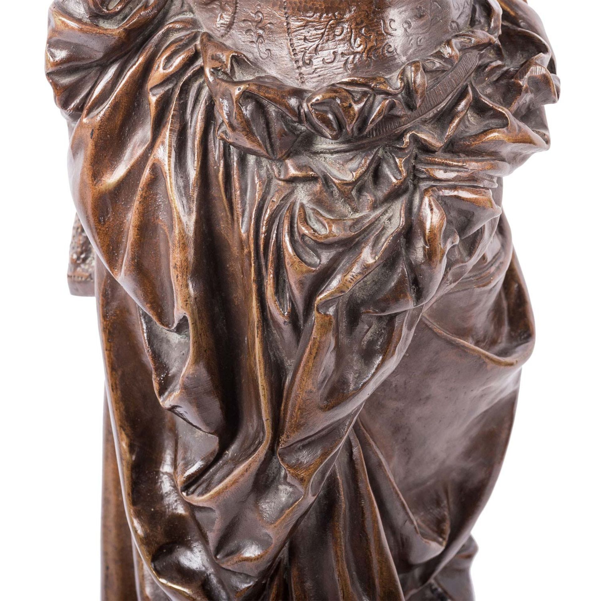 CARRIER-BELLEUSE, ALBERT ERNST (1824-1887) herausragende, große Bronzefigur "La Liseuse" - Bild 8 aus 10