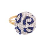 Außergewöhnlicher Ring mit Lapislazuli und Brillanten zus. ca. 2,3 ct,