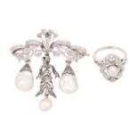 Schmuckset mit Perlen und Diamanten,