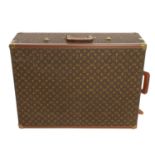 LOUIS VUITTON VINTAGE Reisekleiderschrank, Größe 75cm.