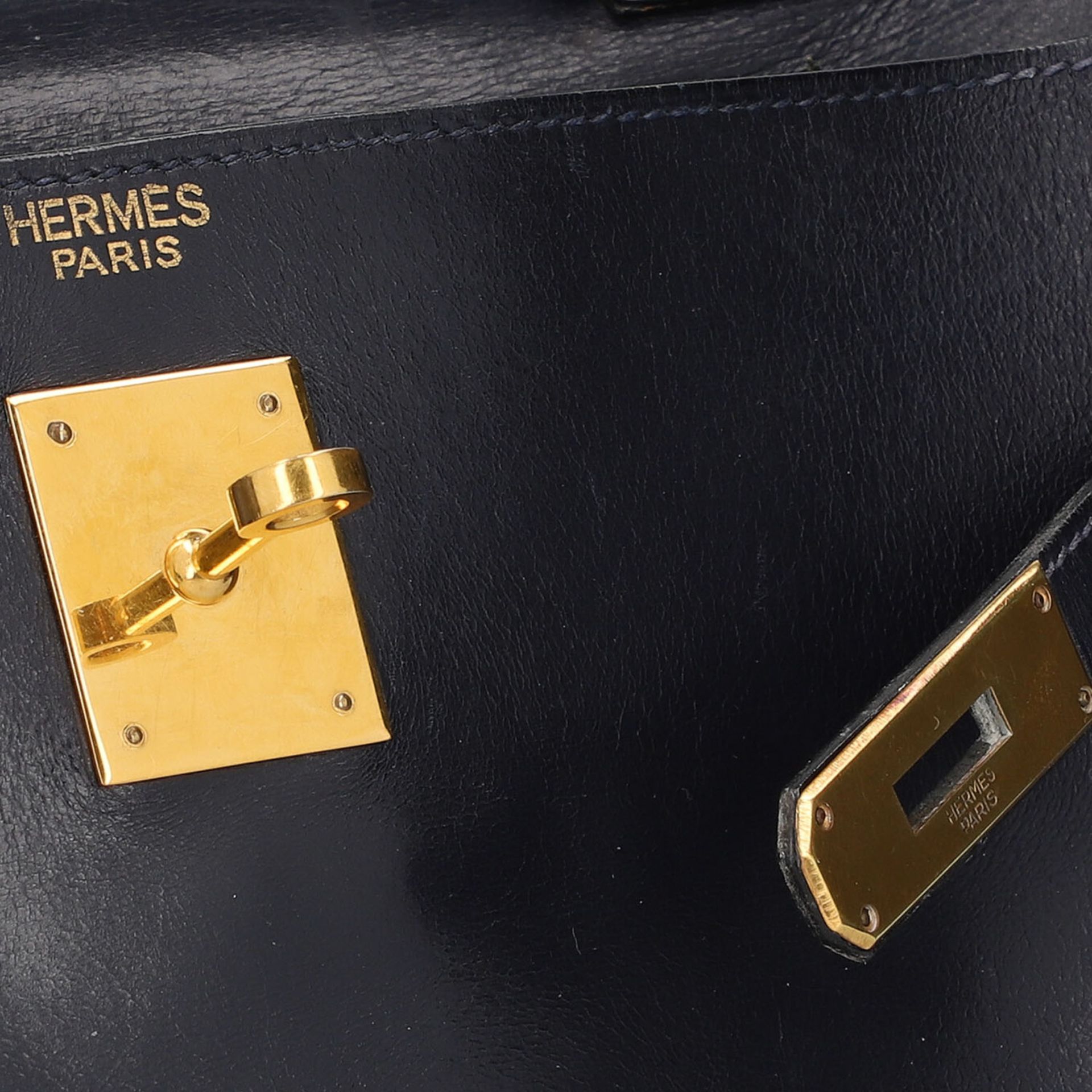 HERMÈS VINTAGE Handtasche "KELLY BAG 32". - Bild 10 aus 11