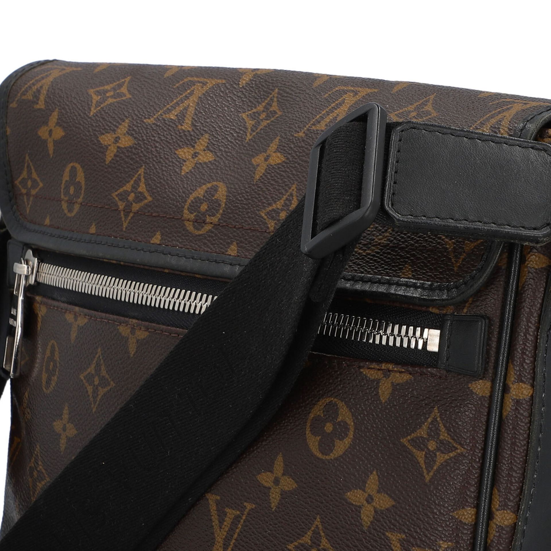 LOUIS VUITTON Messenger Bag "BASS", Koll.: 2011. - Image 7 of 8