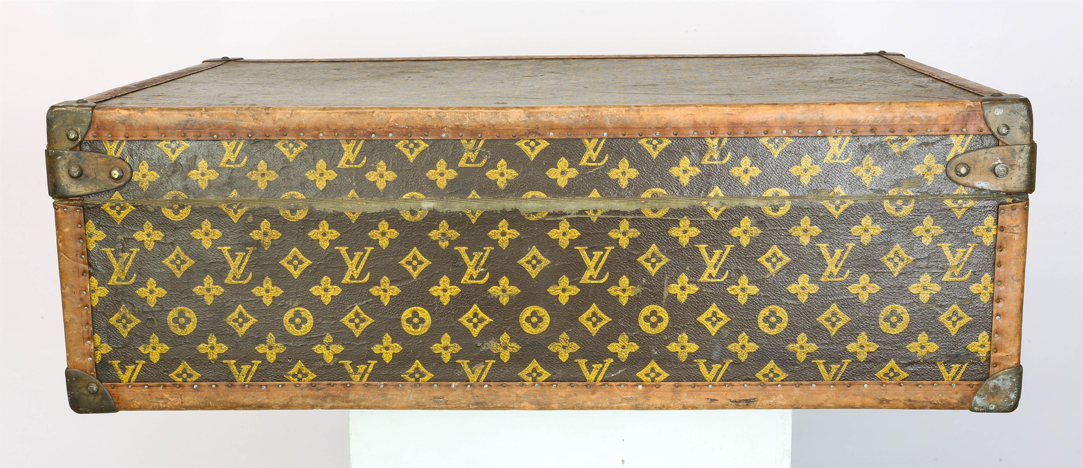 Vintage LOUIS VUITTON Alzer 65 hard-shell suitcase/trunk with signature stencilled monogram canvas - Image 3 of 9