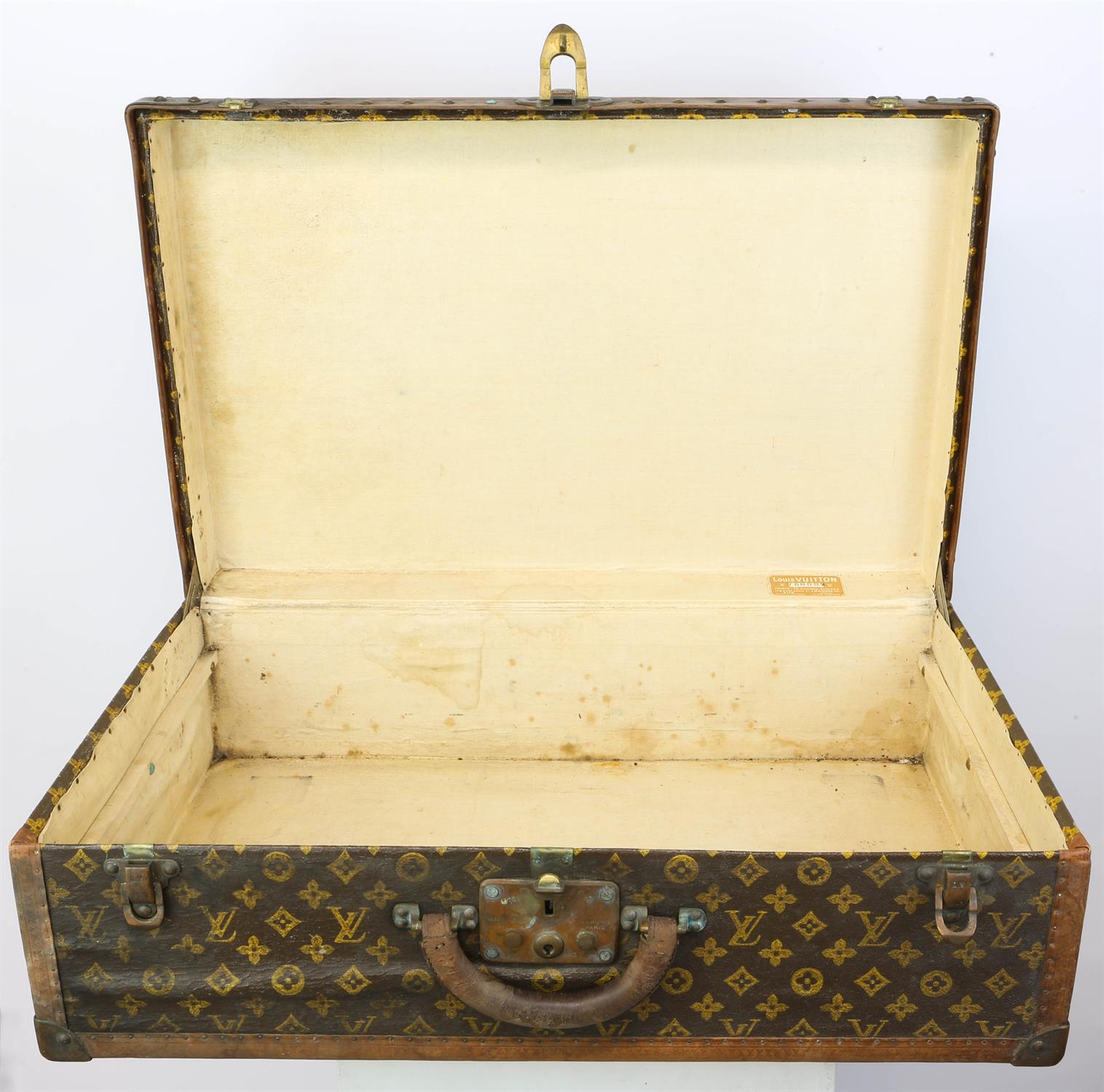 Vintage LOUIS VUITTON Alzer 65 hard-shell suitcase/trunk with signature stencilled monogram canvas - Image 6 of 9