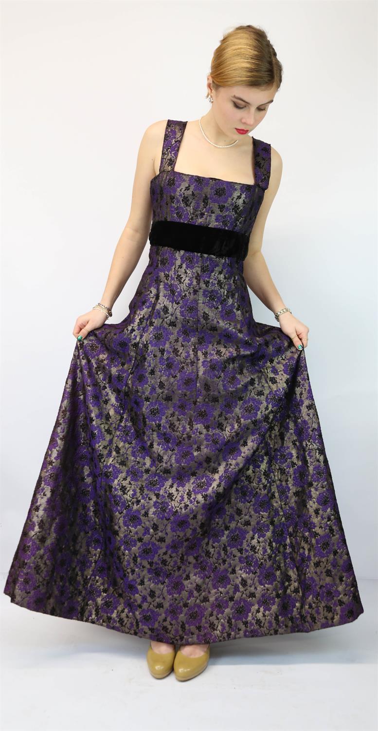 Updated description. Rare original CHRISTIAN DIOR 1960s floral purple with gold lurex floor-length - Image 3 of 6