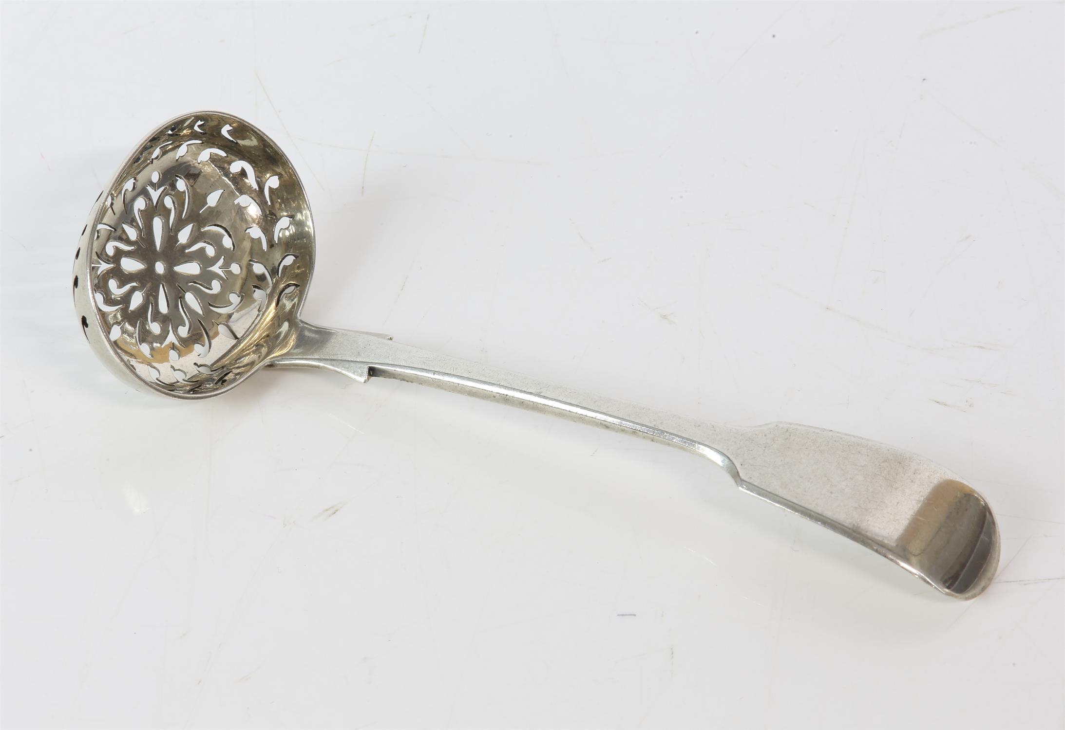 19th century silver sifter ladle in fiddle pattern London 1846