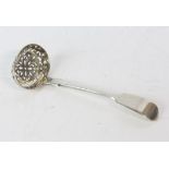 19th century silver sifter ladle in fiddle pattern London 1846