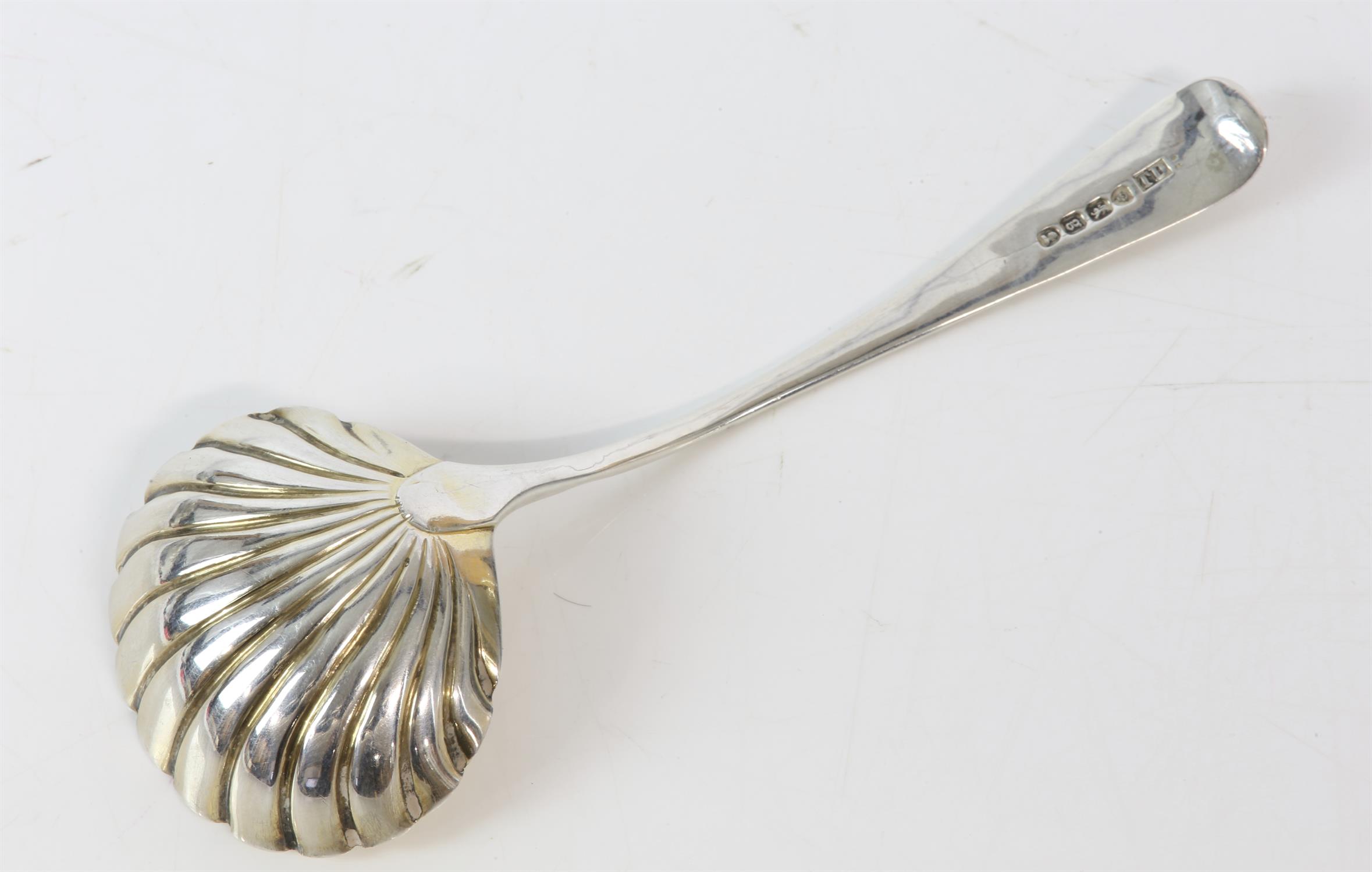 Shell bowl Georgian silver sauce ladle, London 1822 - Image 2 of 2