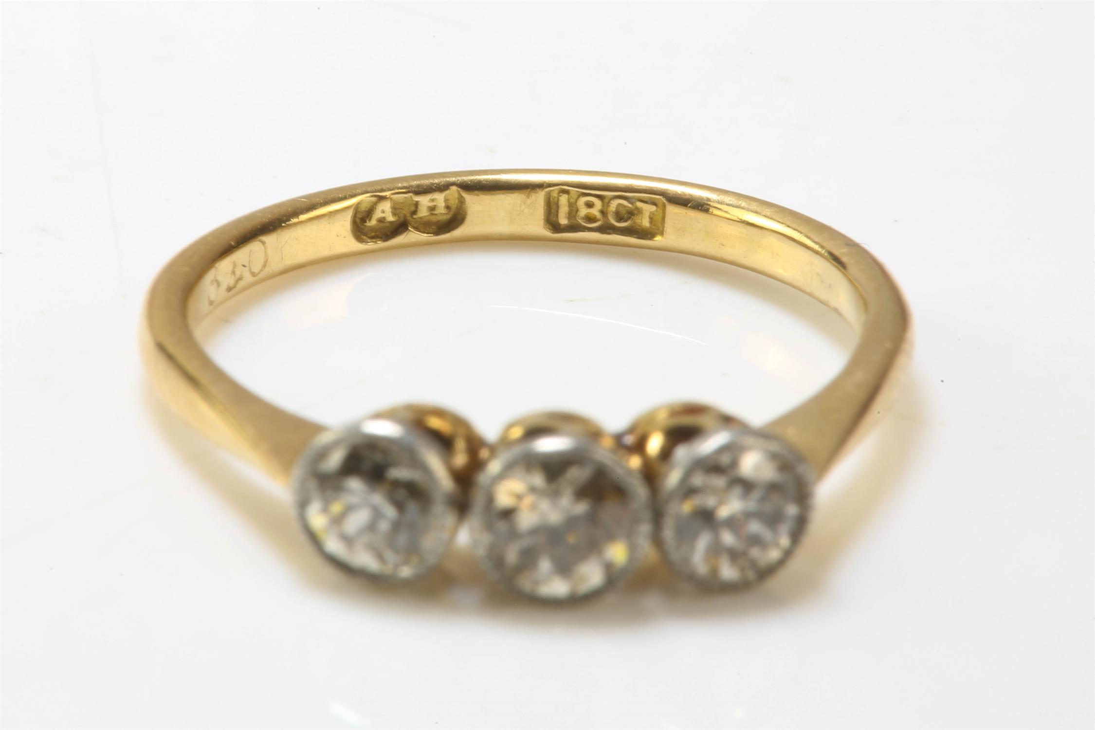 Edwardian three stone ring, set with three old European cut diamonds weighing an estimated total of - Image 2 of 3