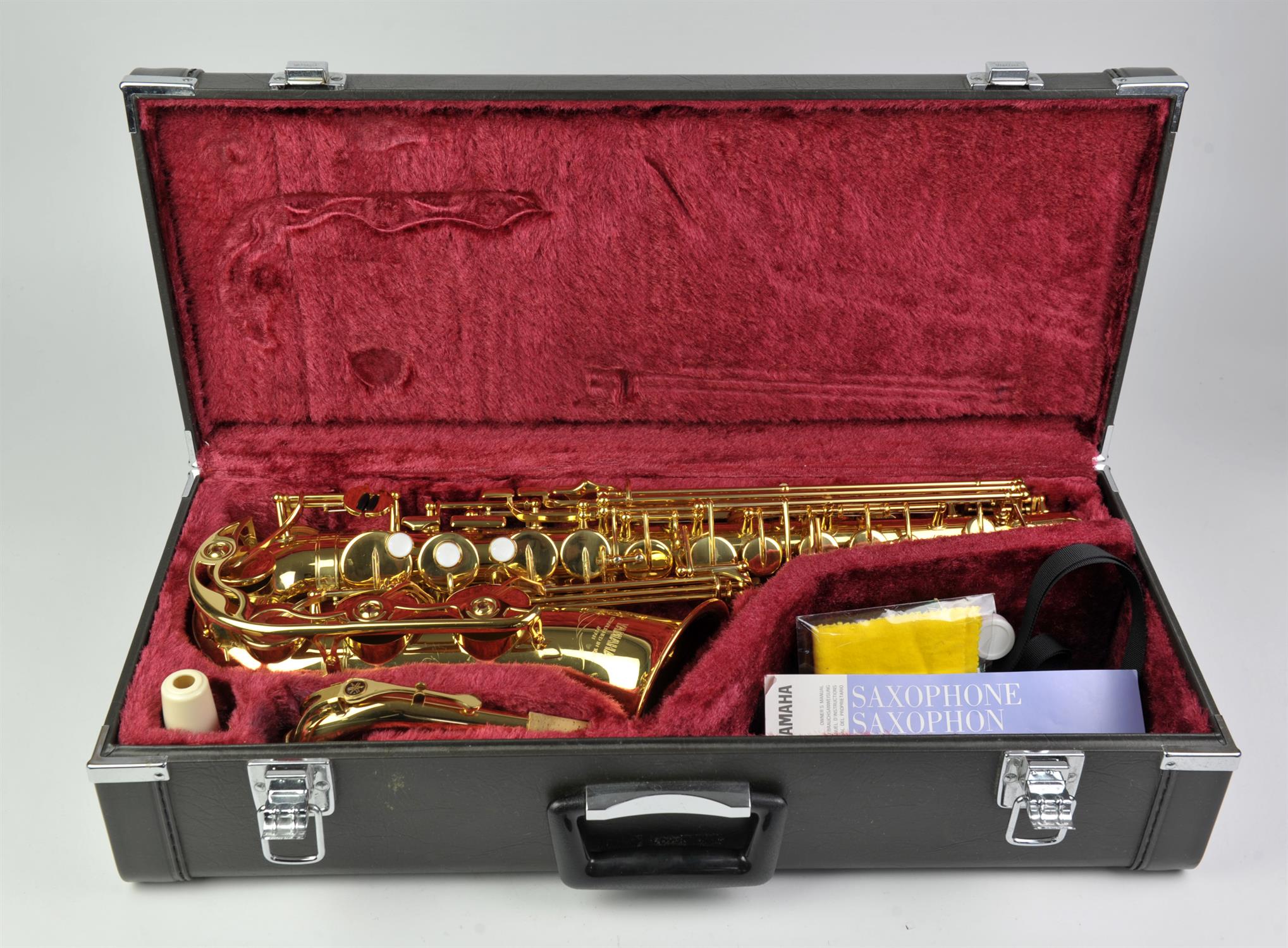 A Yamaha Saxophone model no. YAS 32 Serial number 115258 cased. - Image 2 of 4