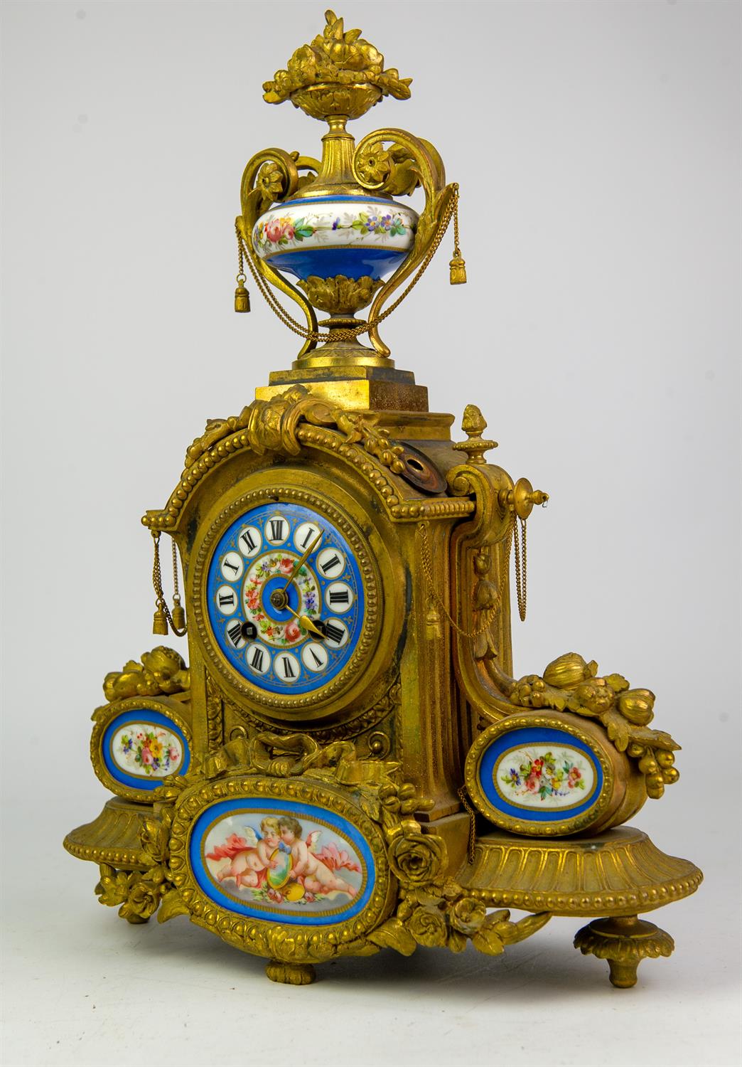 French spelter and Sevres style porcelain mantel clock, 19th Century, the case with urn finial and - Image 3 of 4