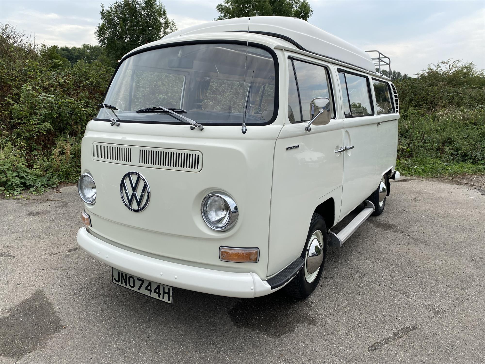 1970 Volkswagen T2 Door Dormobile Campervan. Registration: JNO744H. Mileage: 109,576. - Image 11 of 27