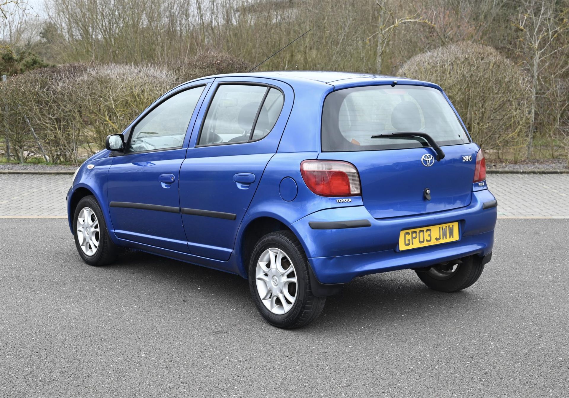 2003 Toyota Yaris 1.0 VVTi Colour Collection 5-door Hatchback. Registration number: GP03 JWW. - Image 11 of 32