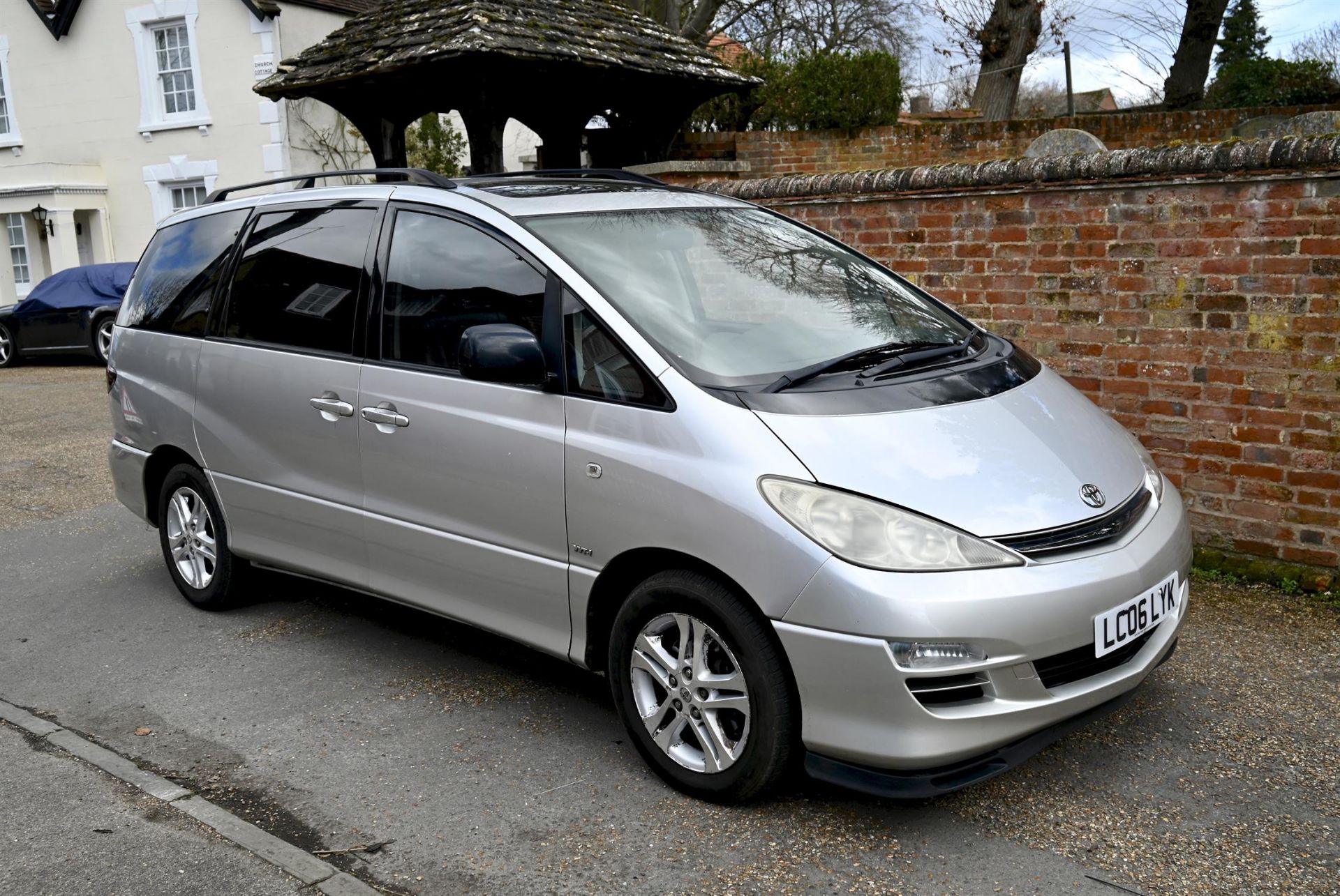 2006 Toyota Previa T-Spirit 2.4 VVTi Auto 7-Seater. Registration number LC06 LYK. - Image 10 of 11