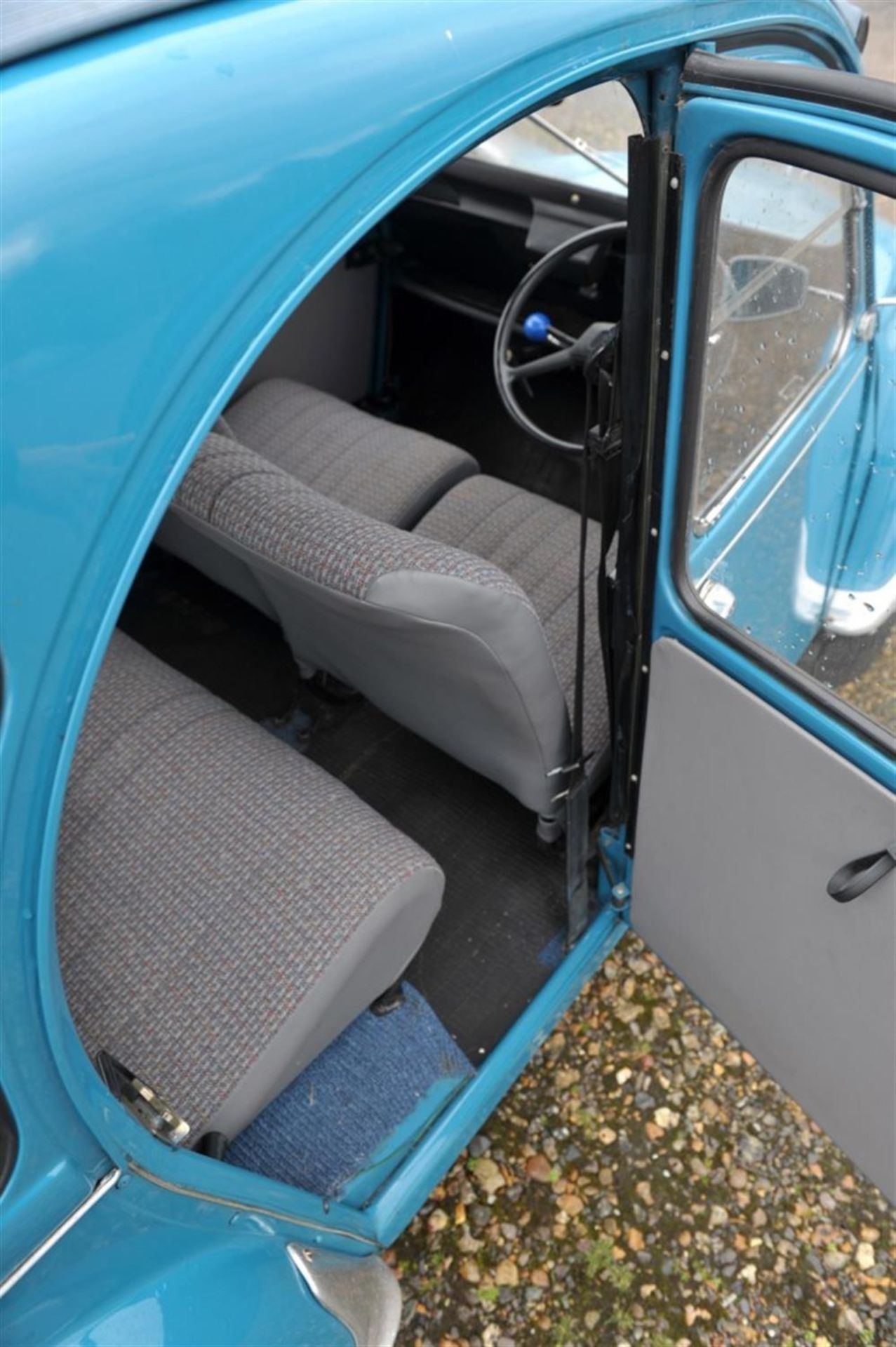 Citroen 2CV 6 Special. 4 door saloon car. 602cc in blue. - Date of first registration 10 January - Image 12 of 18