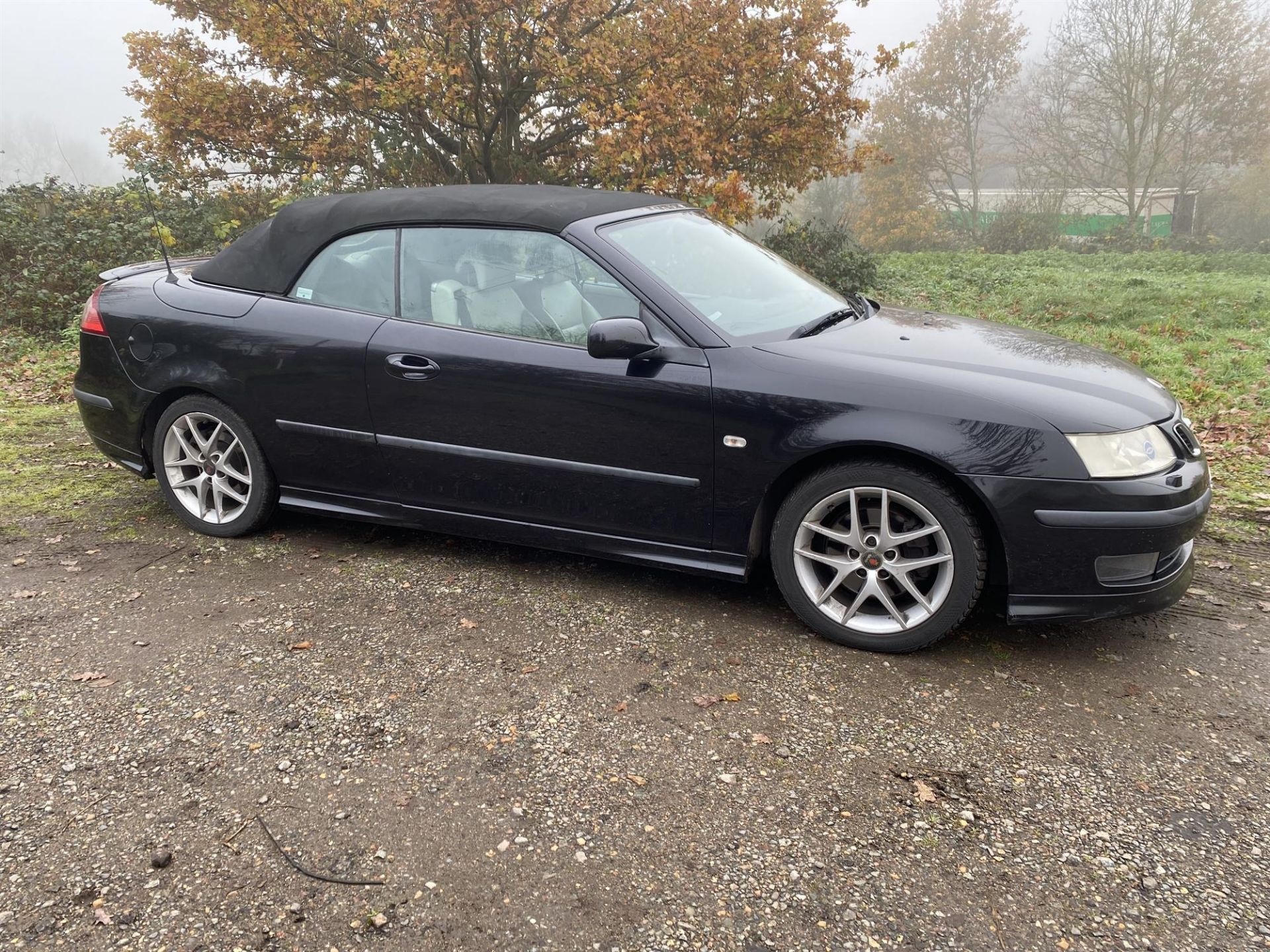 2005 Saab 9-3 AERO convertible. 210bhp manual gearbox. Car has had a revamp for BHP and maybe - Image 5 of 10