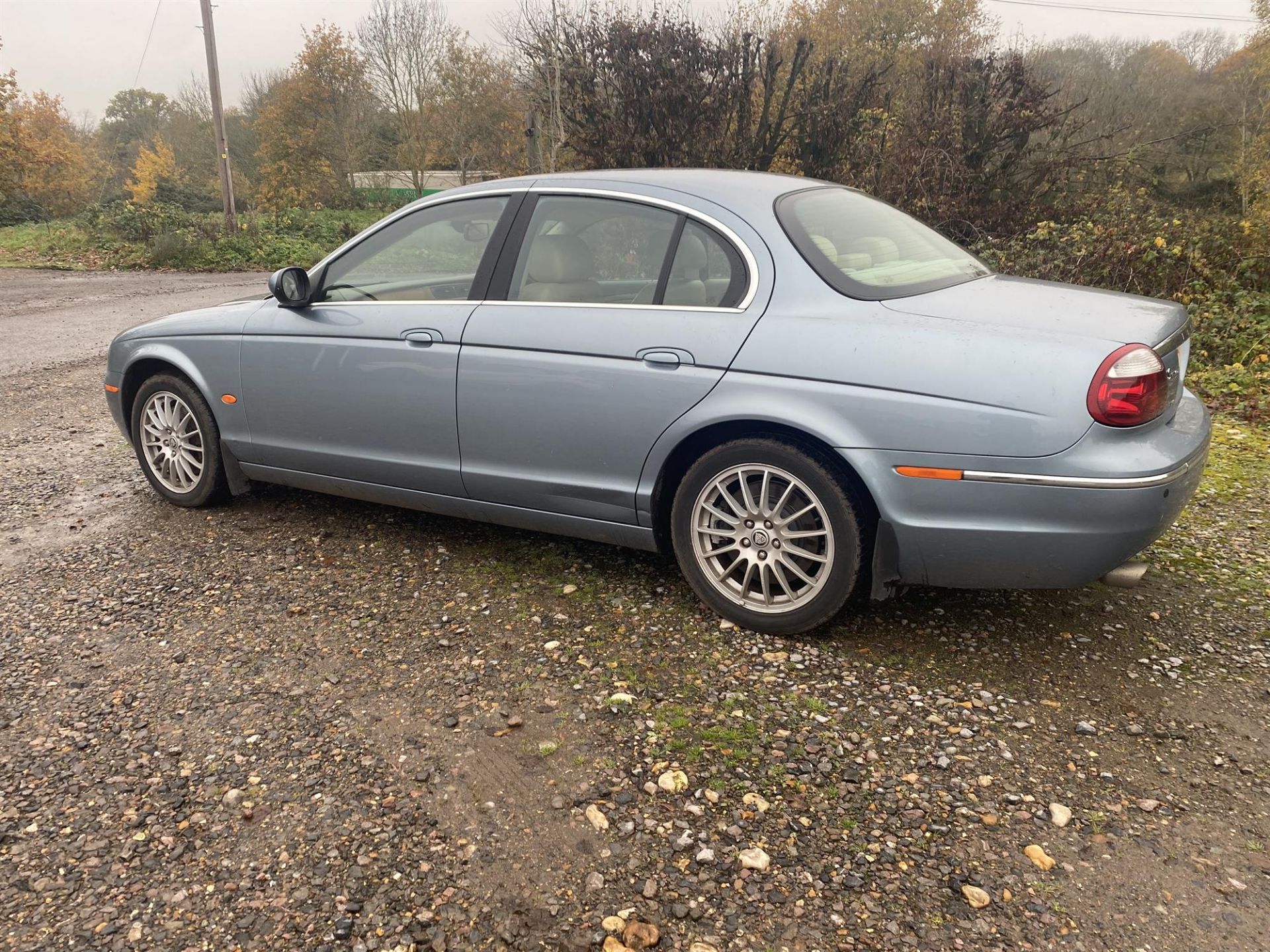 2006 Jaguar S-Type 2.7 V6 diesel. - Full service history - 204 BHP twin turbo engine. - Image 2 of 9