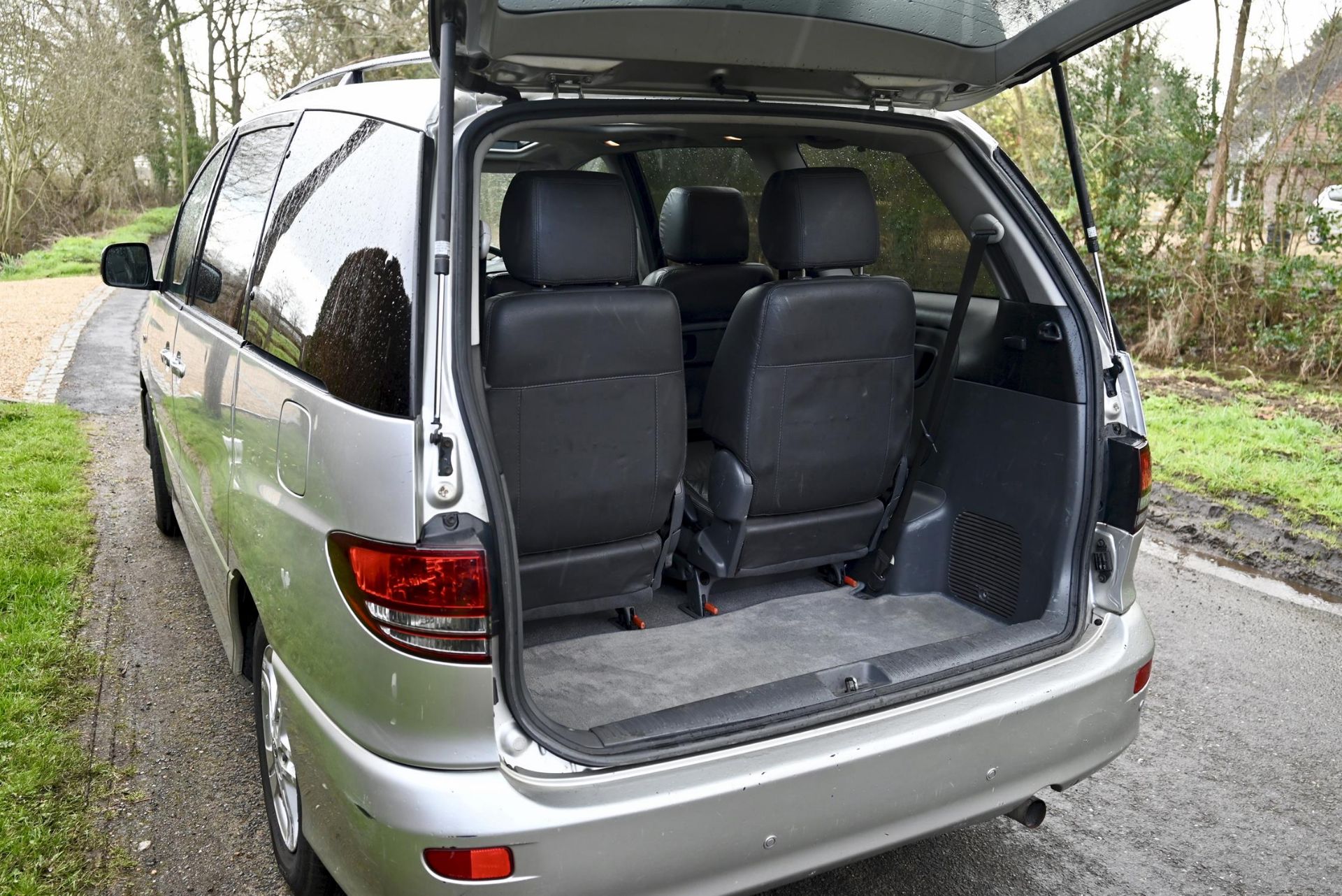 2006 Toyota Previa T-Spirit 2.4 VVTi Auto 7-Seater. Registration number LC06 LYK. - Image 8 of 11