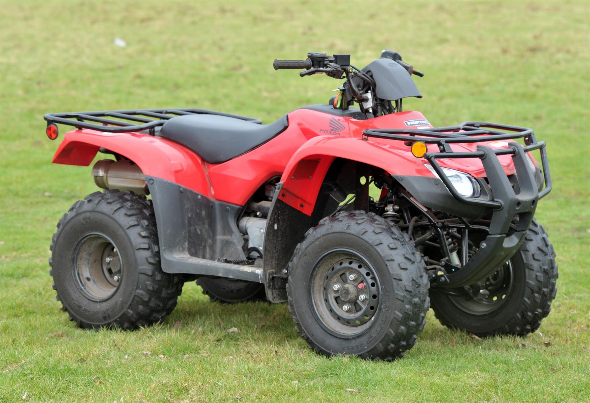 Honda Quad Bike ATV - TRX 250 TEM. Red. 250cc. - All wheel drive Honda Quad bike - One owner quad