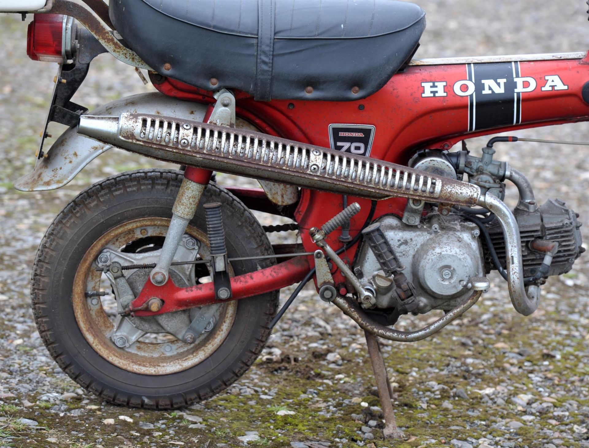 Motor Bike, Honda 70, Monkey Bike, red chassis. Registration number PPC 723L, comes with Original - Image 6 of 13