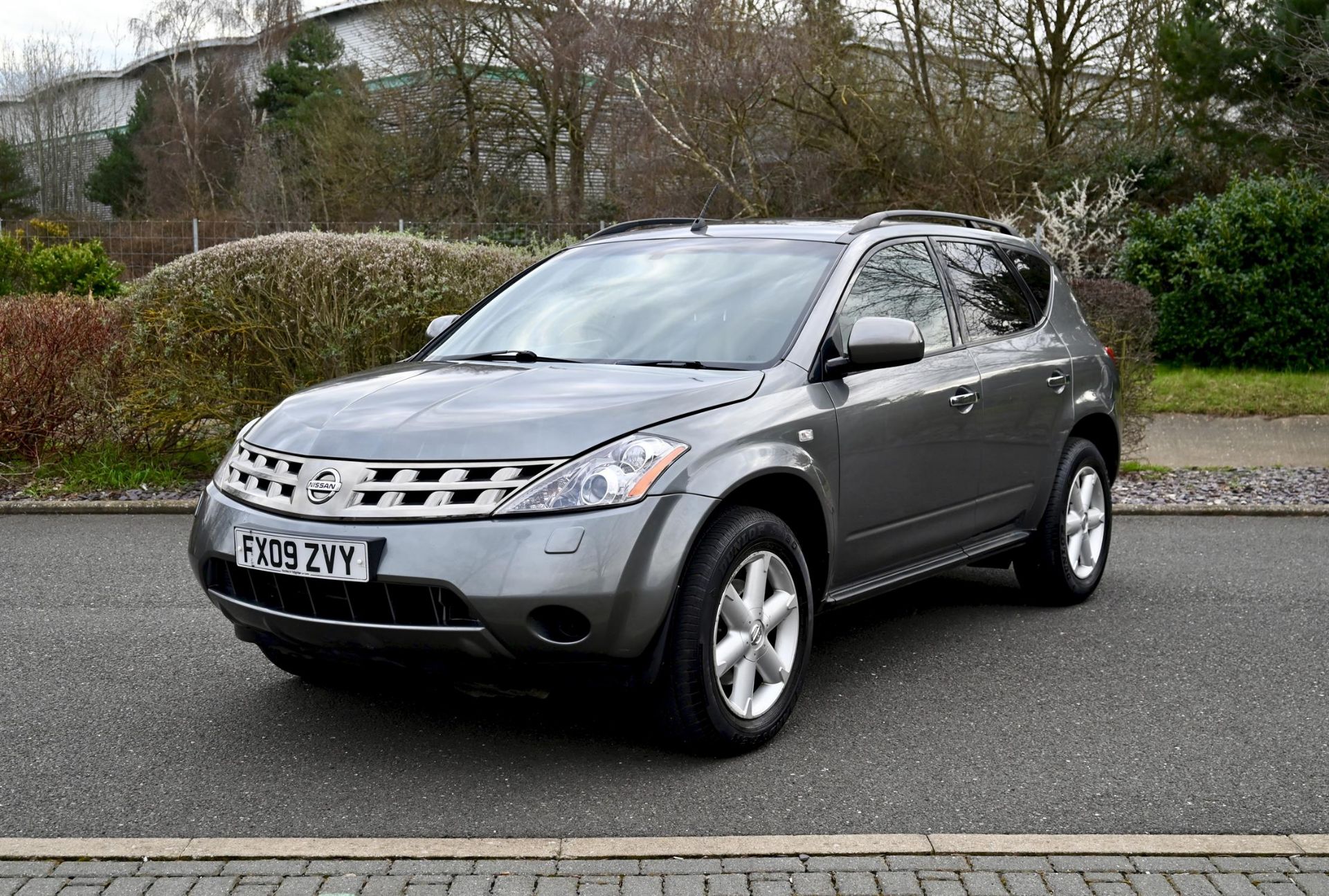 2009 Nissan Murano 3.5 Automatic. Registration number FX09 ZVY. 3,498cc petrol, auto 5-door MPV.