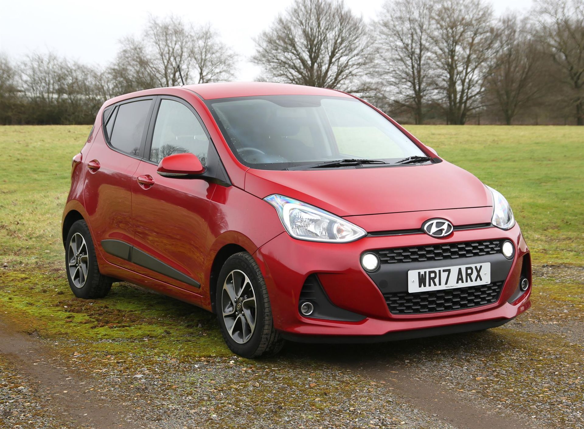 Hyundai I10 Blue Drive 1.2. Registration number FM68HZO - Full Service History with stamps - - Image 3 of 15