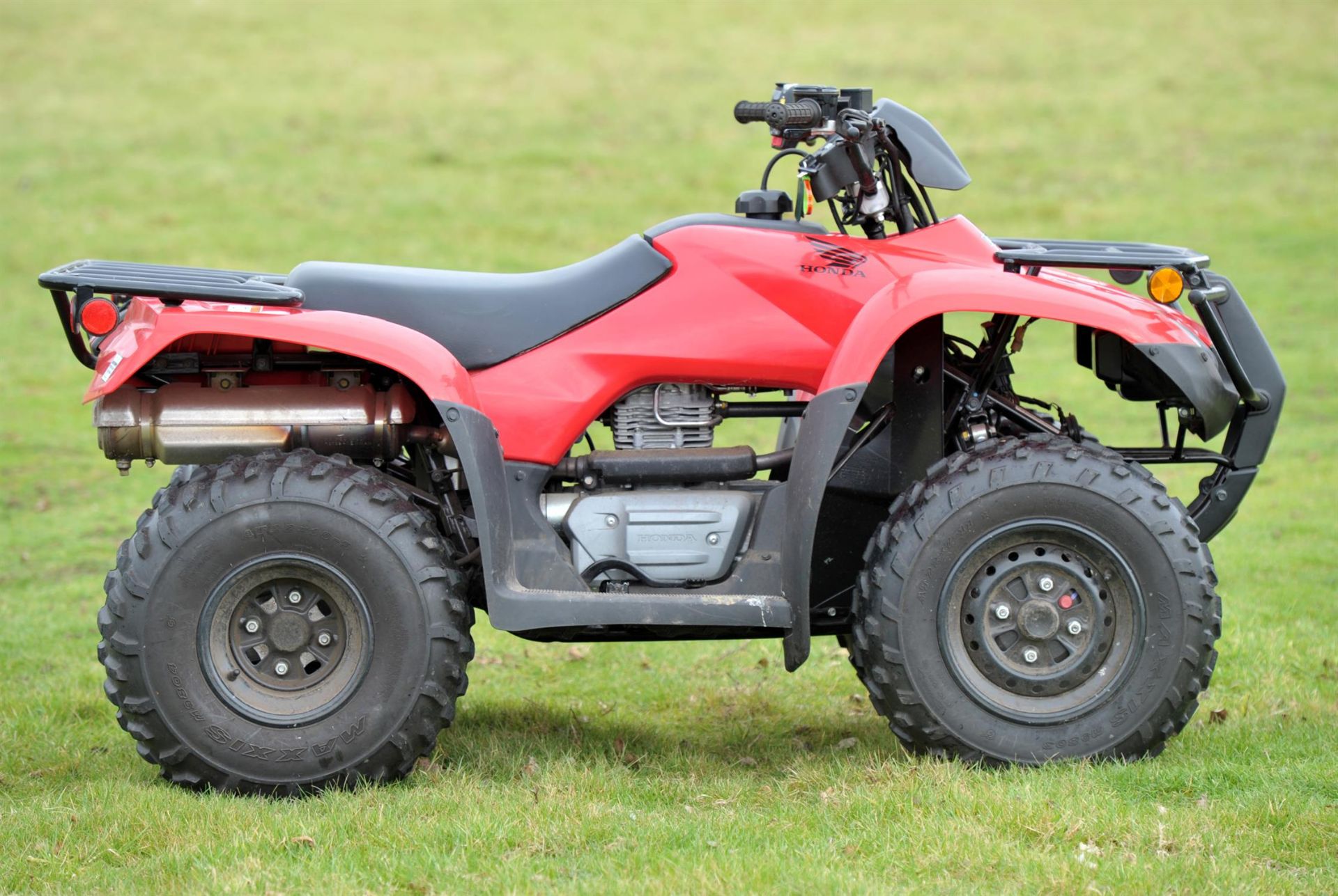 Honda Quad Bike ATV - TRX 250 TEM. Red. 250cc. - All wheel drive Honda Quad bike - One owner quad - Image 5 of 19