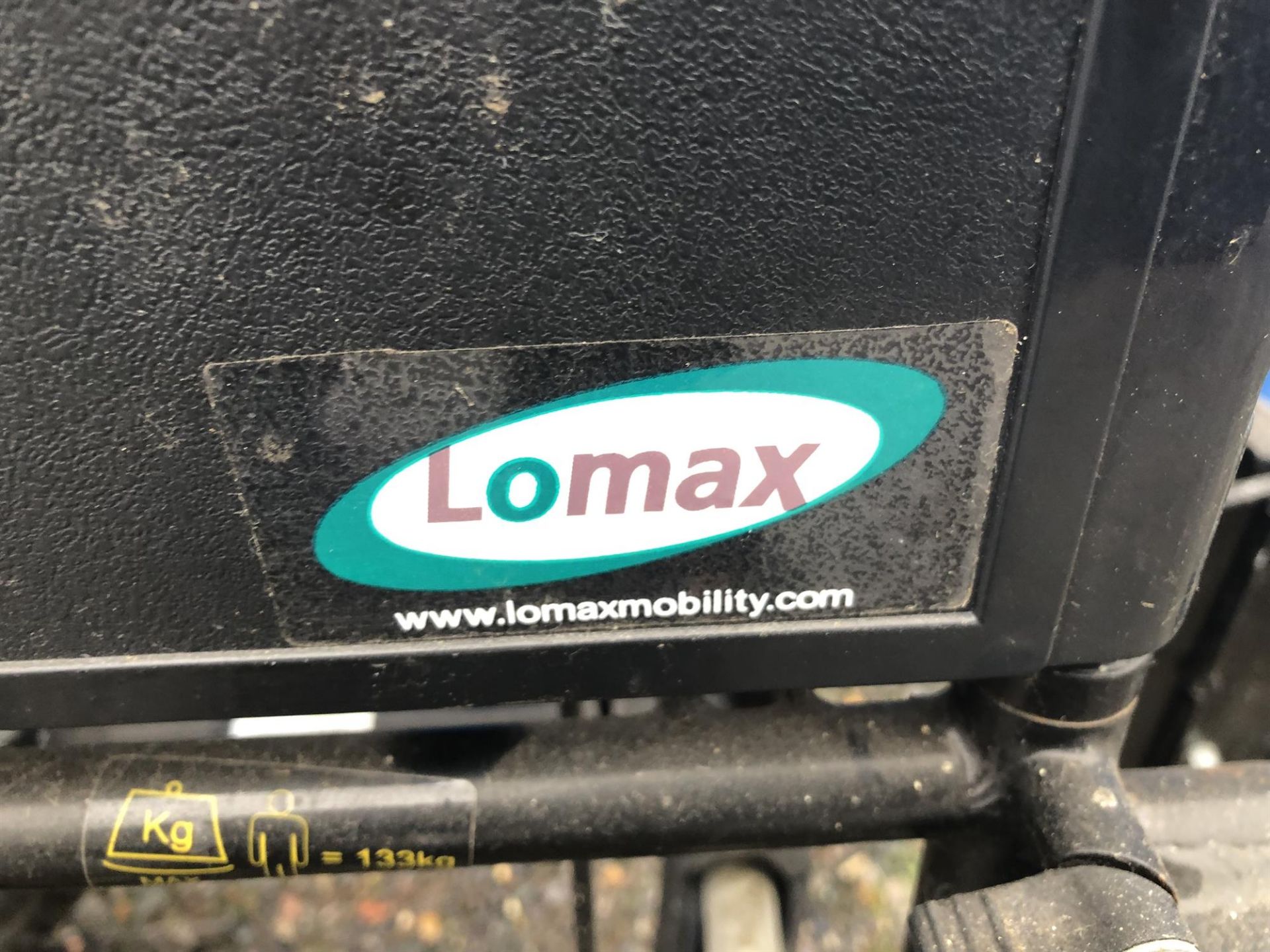 Lomax Foldaway black Wheelchair it also comes with a cushion PLEASE NOTE BUYERS PREMIUM AT THE - Image 2 of 4