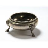 Victorian silver cauldron form silver salt, London 1895.