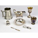 Quantity of silver plated items to to include pedestal fruit bowl.