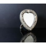 Late Victorian heart shaped photo frame, Birmingham 1901, 8cm high x 6.4cm wide x 2cm deep.