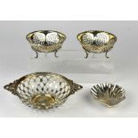 Pair of pierced silver bon-bon dishes, Birmingham 1912, trellis work bon-bon dish with ribbon