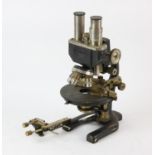 Stiassnie Paris French microscope, early 20th century in case.