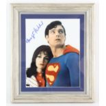 Superman (1978) – Signed 8 x 10-inch colour film still, depicted Christopher Reeve as Superman and