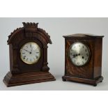 Oak mantle clock, with silvered metal dial, 29cm high, and mahogany mantle clock,