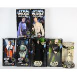 STAR WARS Assortment of Collectable figures Includes: Princess Leia Organa (Epic Force),