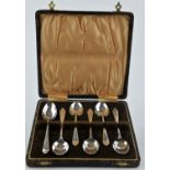 Cased set of six silver spoons. 1916.