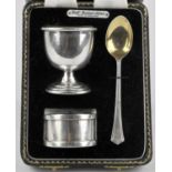 Cased 3 piece silver christening set. Birmingham, 1966.