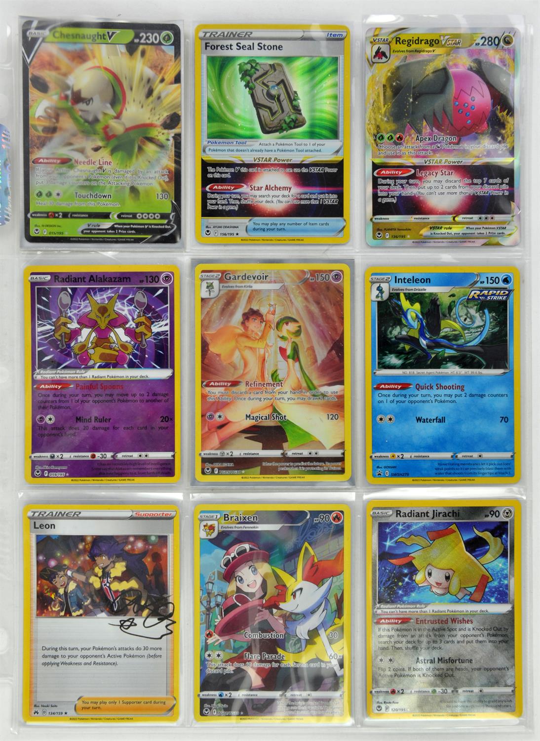 Pokémon TCG: Mixed Bundle of approximately 500-600 Pokemon Cards from modern sets such as Crown - Image 4 of 5