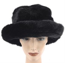 PHILIP SOMERVILLE black faux mink ladies après -ski hat. Medium size