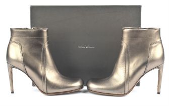 RICK OWENS high quality ladies unworn stiletto heeled bronze all leather zipped ankle boots in