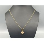 Ladies 18ct gold fancy necklace with Jerusalem cross pendant, 48cms and 2.78g