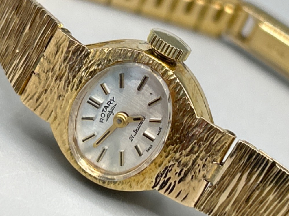 Ladies 9ct gold Rotary watch with tree bark affect. 15.7g - Image 2 of 3