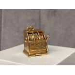 9ct Yellow Gold Jackpot fruit machine charm - weighing 16.25 grams and 1.5cm in length x 2.1cm in he
