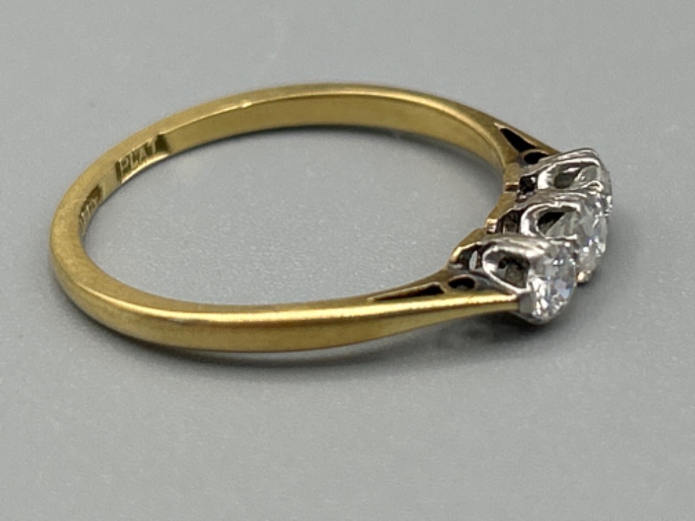 Ladies 9ct gold 3 stone diamond ring, approx 0.18ct size M and 2.66g - Image 3 of 3