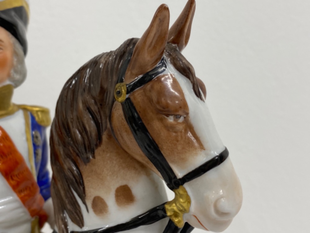 Scheibe Aisbach Dresden Sitzendorf Napoleonic war soldier soult mounted on horse back - height 27. - Image 3 of 5