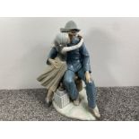 Lladro figure 4888 ‘The Kiss’ in good condition