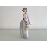 Lladro 7622 ‘Basket of love’ in good condition and original box