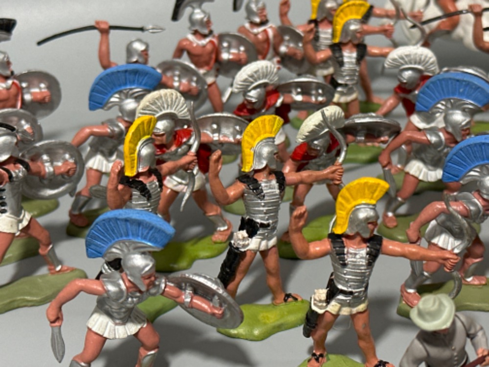 Box of vintage “Britains” Roman Gladiators & American Civil War toy soldiers - Image 2 of 3