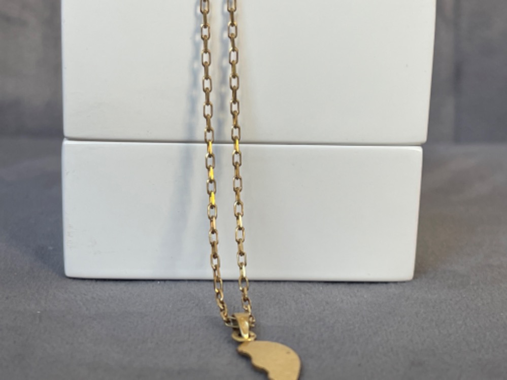 9ct yellow gold belcher chain with half heart pendant weighing 2.8 grams & 40cm in length - Image 3 of 3